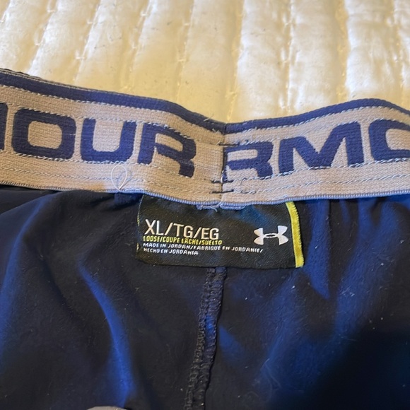 Under armour workout running shorts - Picture 2 of 6